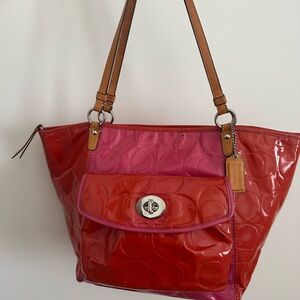 Coach Leah 🦩Orangey two tone Red and Pink Large Patent Leather Tote Bag